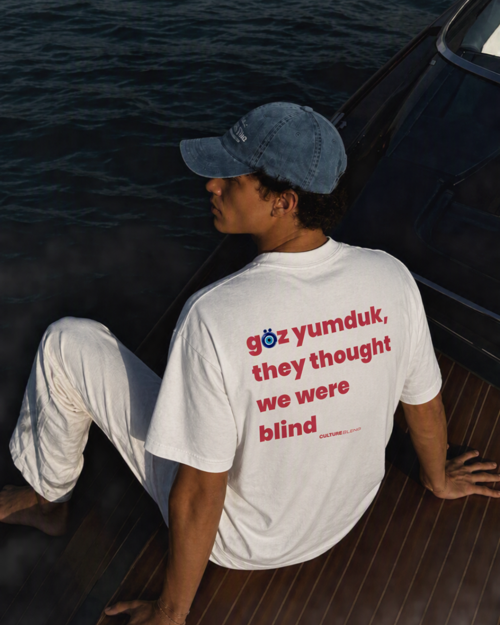 Göz Yumduk Oversized T-Shirt